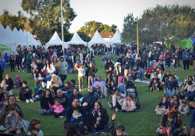 Será del 13 al 15 de junio en la Plaza Héctor Berdasco, con productores locales, espectáculos, cocina en vivo y actividades para toda la familia.