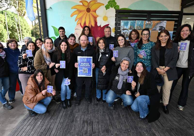 La Municipalidad lanzó la iniciativa en la Delegación de Mar de Cobo para fortalecer la prevención y el acompañamiento en situaciones de violencia por motivos de género.