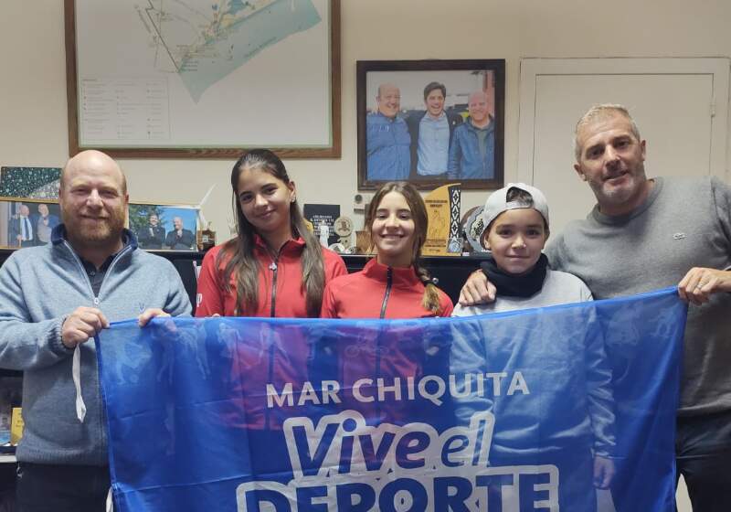 El intendente destacó el esfuerzo de atletas que representarán a Mar Chiquita en natación y danza en competencias de alto nivel.