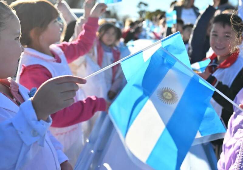 La Municipalidad convocó a la comunidad a participar de la ceremonia encabezada por el intendente de Mar Chiquita, Walter Wischnivetzky.