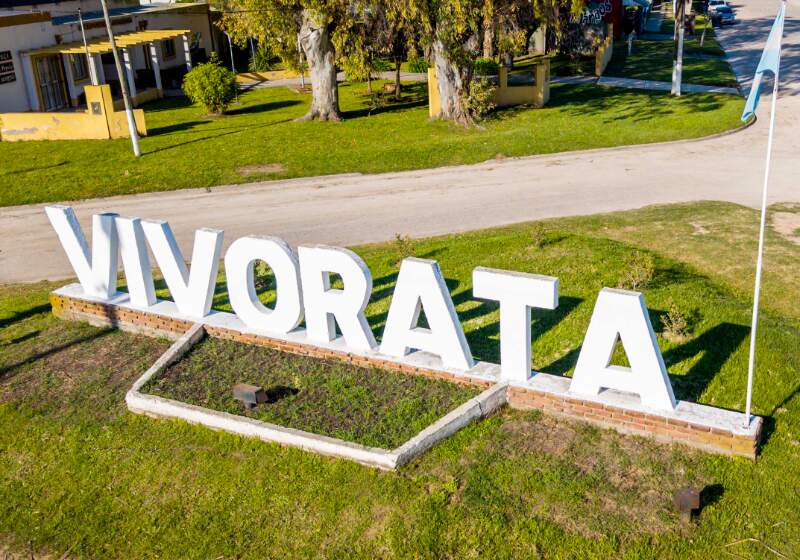 El acto encabezado por el intendente de Mar Chiquita, Walter Wischnivetzky, se realizará el viernes 3 de julio a las 14 en la EP 10 y la ES 4.