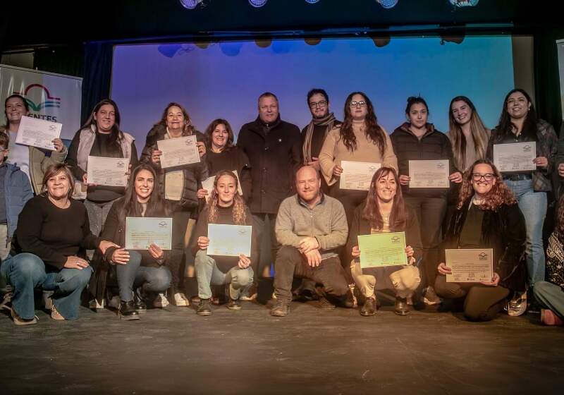 Los estudiantes finalizaron la diplomatura en marketing digital con herramientas de IA dictada por la UNTREF.