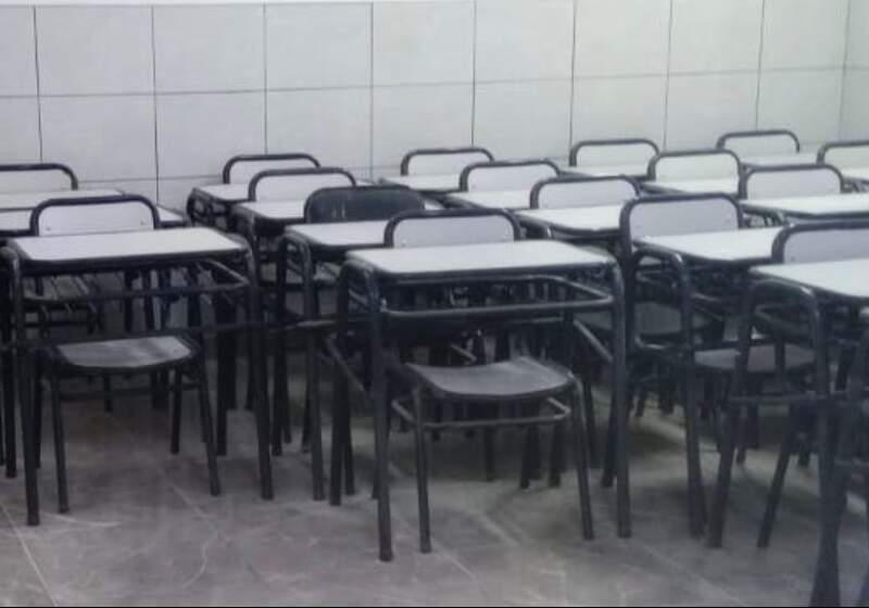 Secundaria 5 suspendió actividades y Santa Elena modificó el servicio de cocina; el abastecimiento quedó normalizado.