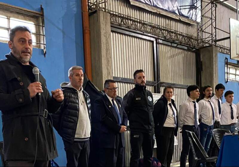 La jornada reunió a escuelas del distrito en el Club Santa Clara con competencias de formas, lucha y técnicas especiales.