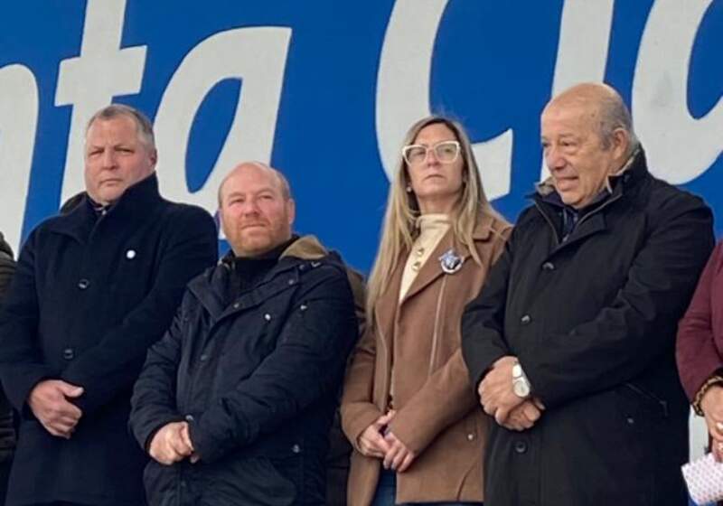 El senador acompañó al intendente Walter Wischnivetzky en el homenaje de Mar Chiquita.