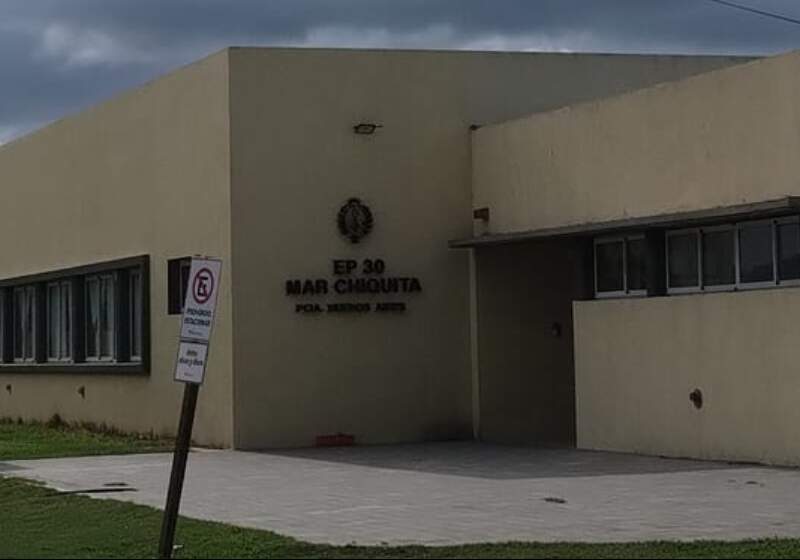 Autoridades educativas confirmaron el caso y aseguraron que las acciones son articuladas con la Secretaría de Salud de Mar Chiquita.