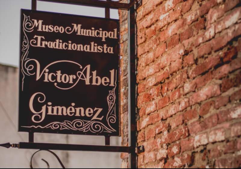 Será el sábado 12 de septiembre a las 16 en el Víctor Abel Giménez y convocó a participar con cuatro fotos familiares.