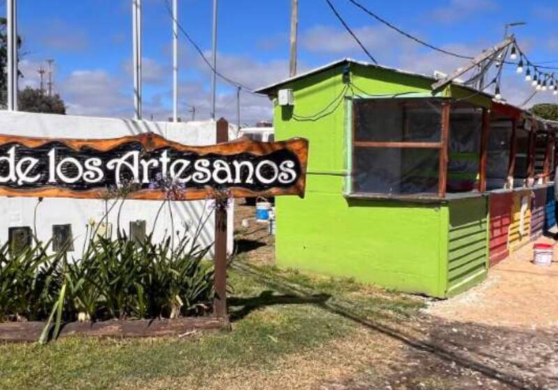 La iniciativa busca crear un registro, el Paseo Itinerante y la jornada de emprendedoras.