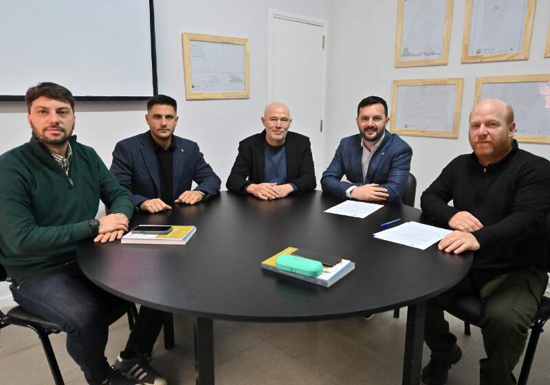 Es a través de un convenio firmado entre el Municipio y el Colegio de Agrimensores.