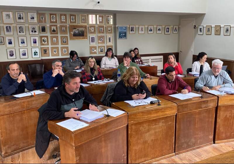 La Reunión de Comisión incluye reuniones, convenios, solicitudes y proyectos de los bloques opositores.