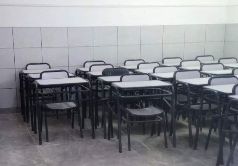 La jornada del 7 de octubre comenzó con 75% de adhesión docente y 90% de auxiliares, en el marco del plan de lucha provincial.