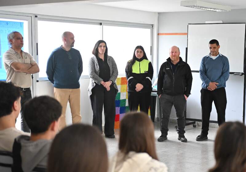 Destinado a estudiantes del último año de las escuelas secundarias se desarrolla a través de la Dirección de Tránsito y Transporte, a cargo de Claudio Quintan.