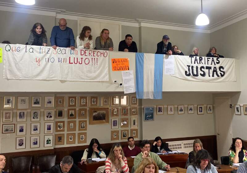 Con la presencia y el aplauso de vecinos en el recinto de Coronel Vidal, todos los bloques respaldaron el proyecto impulsado por Consolidación Argentina.