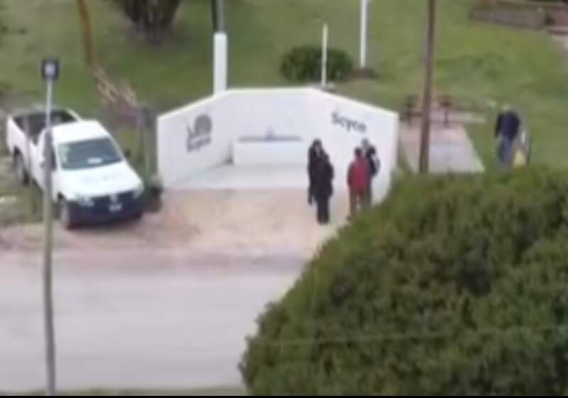 Fue en Balneario Parque Mar Chiquita, sobre la avenida San Martín a la altura de la Sociedad de Fomento. 