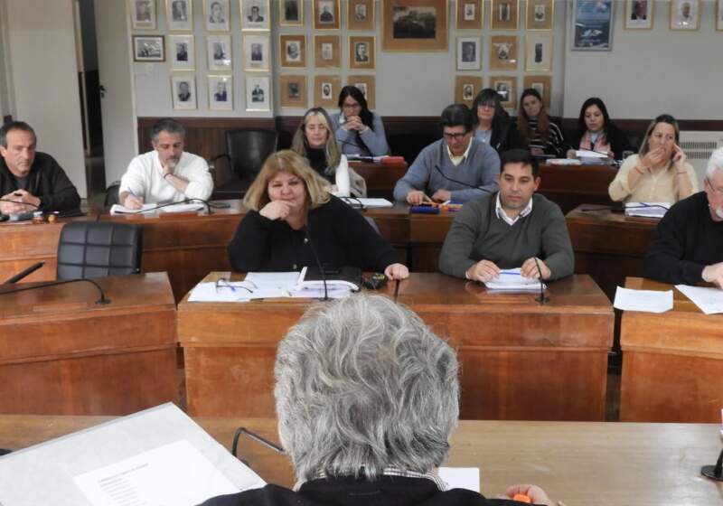 Desde el bloque de Consolidación Argentina confirmaron que van a formular 37 observaciones y 143 preguntas a la Secretaría de Economía.