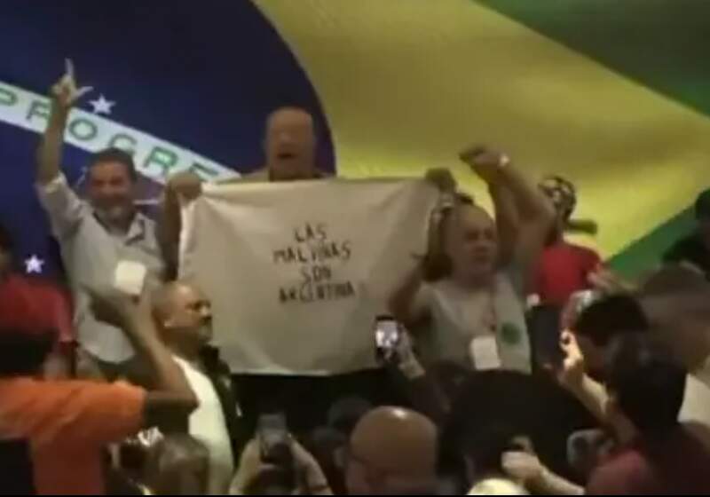 El senador provincial y ex intendente de Mar Chiquita fue protagonista en los festejos en San Pablo tras el triunfo en el balotaje.