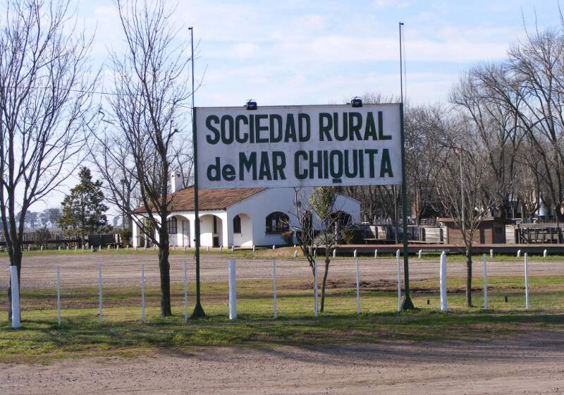 Uno de los encargados de los remates dio positivo de Covid-19 y el segundo responsable se someterá a un testeo en las próximas horas. 