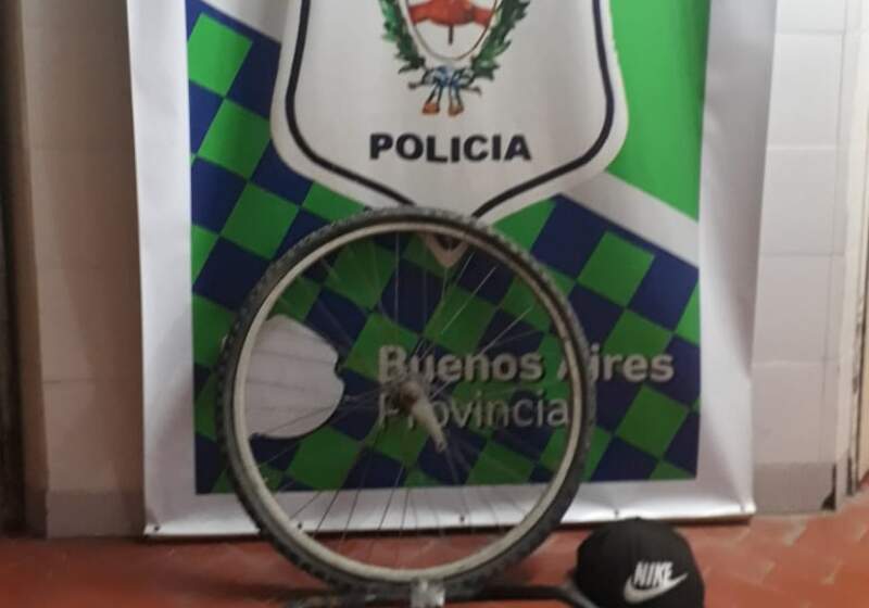 Una mujer que trabaja en el Hogar de Adultos Mayores de la localidad cabecera del Partido de Mar Chiquita sufrió el robo de su medio de transporte.
