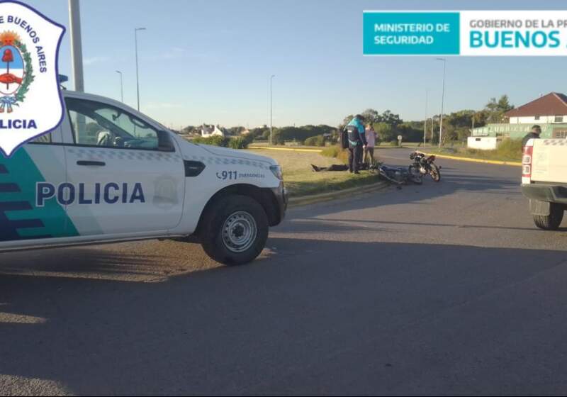 Un hombre que conducía una Honda CG Titán sufrió serias heridas en la cabeza y quedó hospitalizado en el Hospital Interzonal de Mar del Plata.