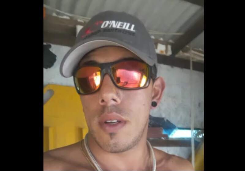 La concejal Andrea Lezcano lo denunció y armó una causa para que el empleado fuera detenido en Batán. La justicia dijo que es inocente en julio.