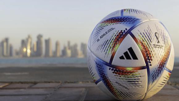 Messi presentó Al Rihla, la pelota oficial del Mundial de Qatar 2022