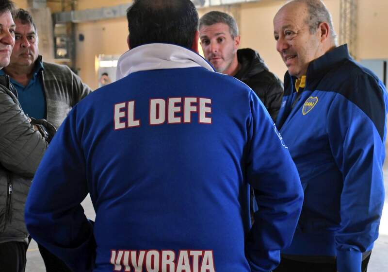 Jorge Paredi estuvo presente en el triunfo y consagración del equipo que se consagró campeón del Torneo de Fútbol de Mar Chiquita y confirmó la inauguración de su sede.