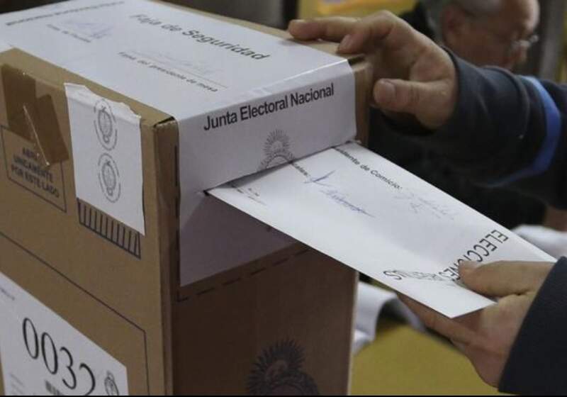 El Frente de Todos que comanda Jorge Paredi parece tener nombres "fuertes", mientras que en Juntos por el Cambio se buscan acuerdos electorales.