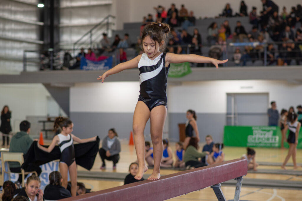 Santa Clara fue sede de un encuentro de gimnasia artística