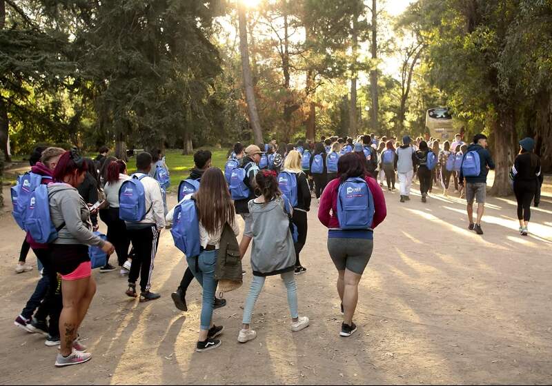 En total, son 388 estudiantes habilitados de once escuelas secundarias, de los cuales 219 ya cumplimentaron su inscripción