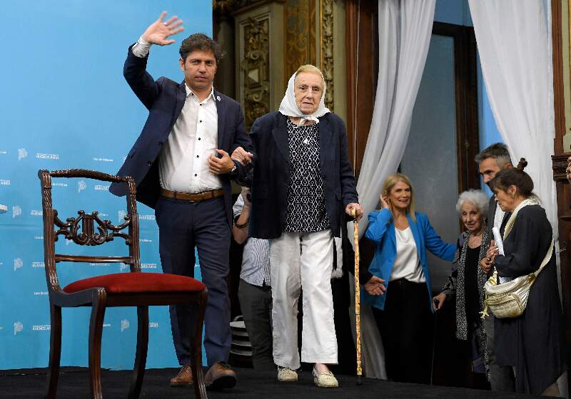 Desde el Salón Dorado de la Casa de Gobierno.